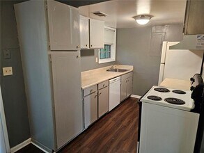 1150 Rankin St in Stone Mountain, GA - Foto de edificio - Building Photo