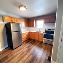 46 Alfred St, Unit A in Quinte West, ON - Building Photo - Building Photo