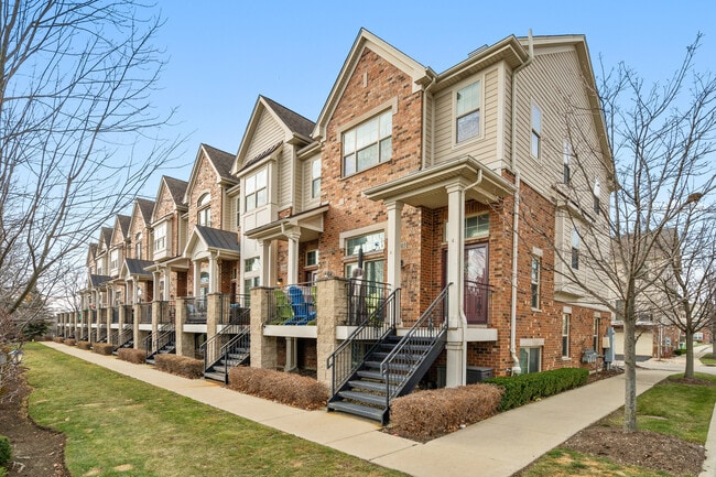 property at 1509 Lake Ridge Ct