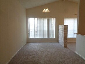 23730 Farm Hill Dr in Spring, TX - Building Photo - Building Photo