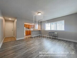 309 San Juan Dr in McKeesport, PA - Building Photo - Building Photo