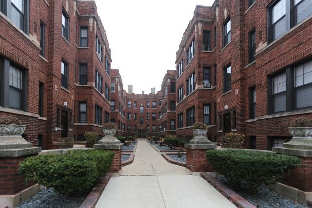 4333 N Wolcott Ave, Unit 6C