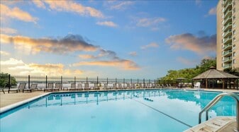 501 Slaters Ln, Unit 508 in Alexandria, VA - Building Photo