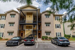 350 Wood Lake Dr in Athens, GA - Building Photo