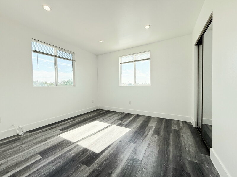 2855 1/2 Cincinnati St in Los Angeles, CA - Building Photo