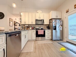 3042 Yorktown Cir in Fort Walton Beach, FL - Building Photo - Building Photo