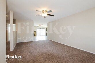 2733 W Villa Rita Dr in Phoenix, AZ - Building Photo - Building Photo