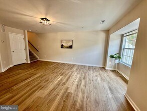 8868 Goose Landing Cir in Columbia, MD - Building Photo - Building Photo