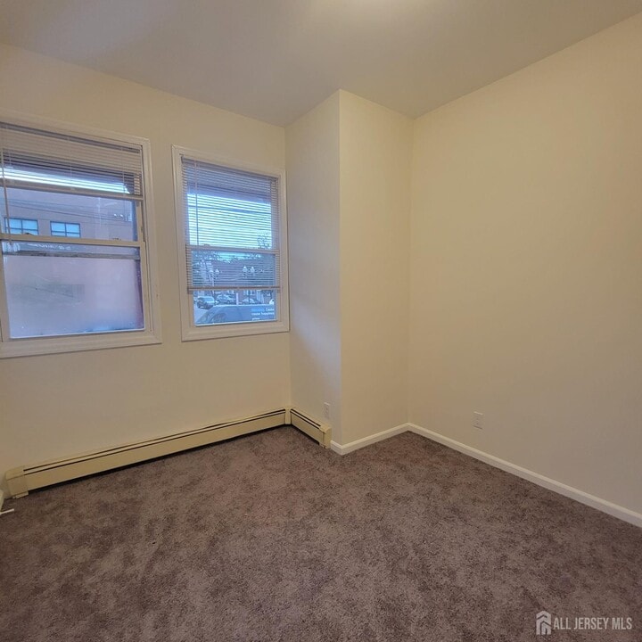 195 George St in New Brunswick, NJ - Building Photo