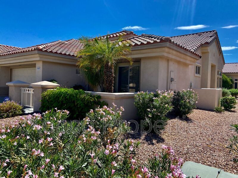 78369 Yucca Blossom Dr in Palm Desert, CA - Building Photo