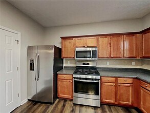 365 Laurelton Cir in Lawrenceville, GA - Building Photo - Building Photo