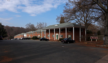 Briarcliff Apartments in Charlotte, NC - Building Photo - Building Photo