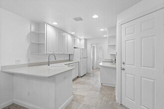 2828 W Community Dr in Jupiter, FL - Building Photo - Building Photo