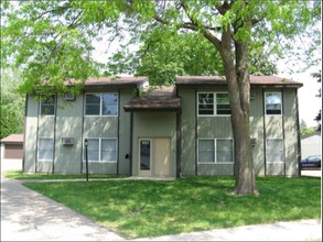 Green Arbor Commons in Rochester, MN - Building Photo - Building Photo