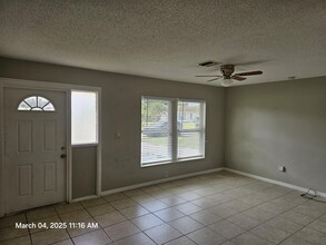 1297 SE Petunia Ave in Port St. Lucie, FL - Building Photo - Building Photo