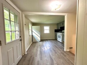 264 Reservoir Rd in Goshen, NY - Building Photo - Building Photo