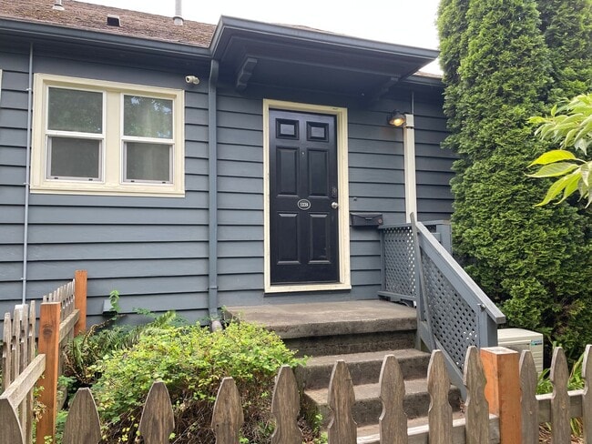 property at 1238 N Wygant St