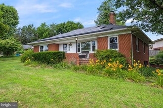 340 Mary Ave in Westminster, MD - Foto de edificio - Building Photo