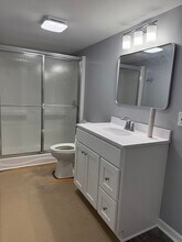 4063 Union Rd, Unit Front Apartment in Buffalo, NY - Foto de edificio - Building Photo