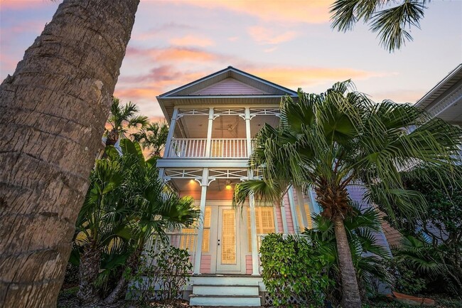 924 Hemingway Cir in Tampa, FL - Foto de edificio - Building Photo