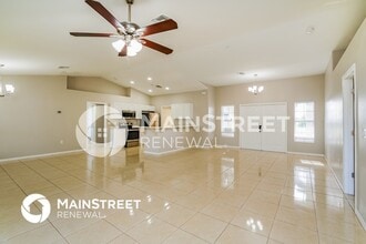 1316 NW 15th Pl in Cape Coral, FL - Building Photo - Building Photo