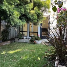 1031 Almanor Ave in Menlo Park, CA - Building Photo - Building Photo