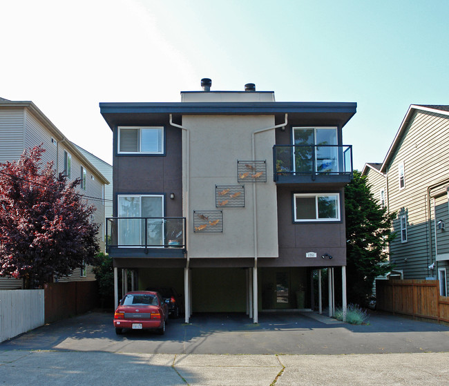 1751 NW 58th St in Seattle, WA - Foto de edificio - Building Photo