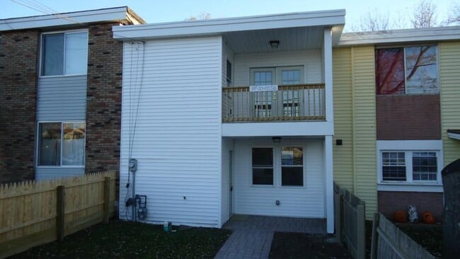 property at 724 Silver Lake-Scotchtown Rd