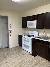 3218 Joe Hammer Sq in Pittsburgh, PA - Foto de edificio - Building Photo