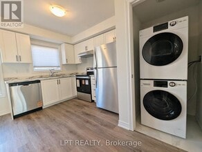 11 A Bingham Rd in Hamilton, ON - Building Photo - Building Photo