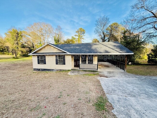 property at 3277 Club Dr