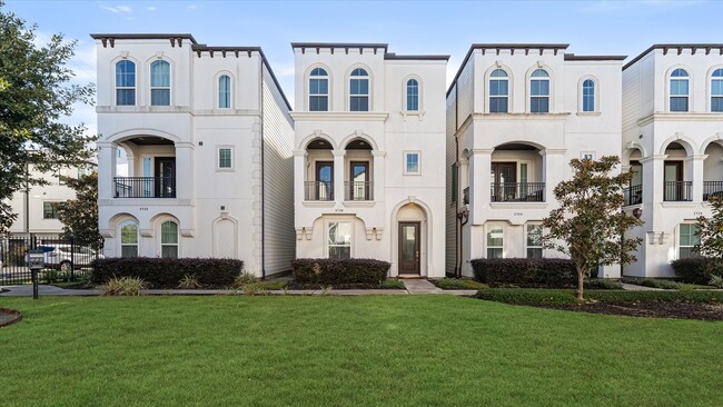 property at 2730 Freund St