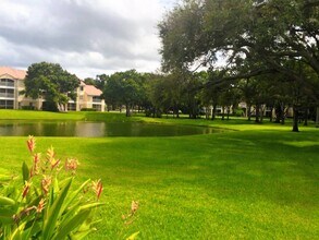 2331 NW 33rd St in Oakland Park, FL - Building Photo - Building Photo