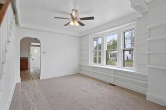 102 S Third St in Mount Wolf, PA - Building Photo - Building Photo