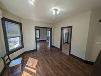 3 Dean Pl, Unit Downstairs in Poughkeepsie, NY - Building Photo - Building Photo