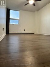 2929 Aquitaine Ave in Mississauga, ON - Building Photo - Building Photo