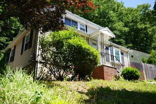 149 Deforest St, Unit 1