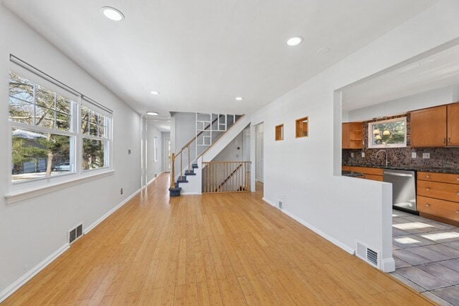 51 Day in Tenafly, NJ - Building Photo - Building Photo