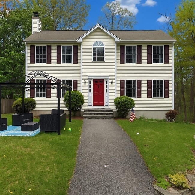 property at 7 Van Norden Rd