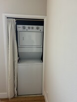 57 Lakeshore Ct in Richmond, CA - Building Photo