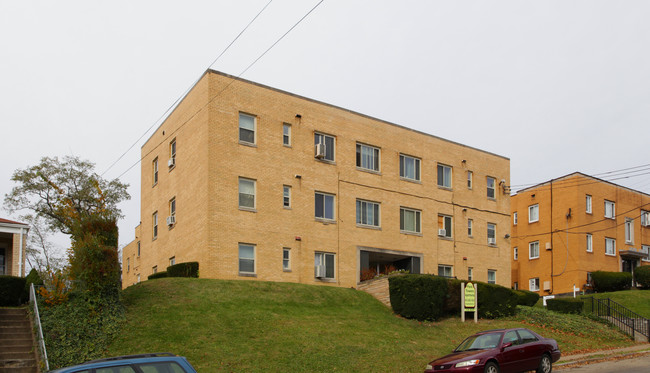 Park Towers Apartments in Pittsburgh, PA - Foto de edificio - Building Photo