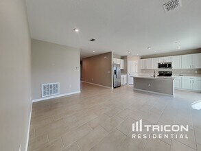 232 Garnet Ave in Kissimmee, FL - Building Photo - Building Photo