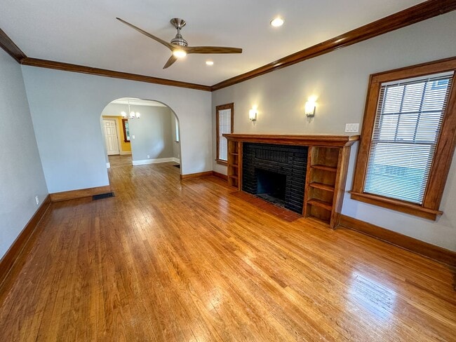 1344 Hall St SE in Grand Rapids, MI - Building Photo - Building Photo