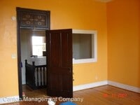 2528 E Baltimore St photo'