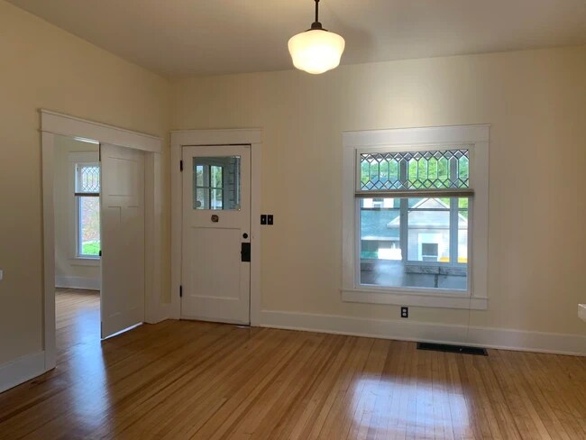 430 S Henderson St in Bloomington, IN - Building Photo - Building Photo