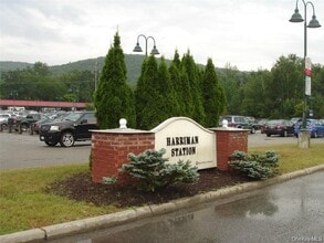 13 Lake St in Monroe, NY - Building Photo - Building Photo