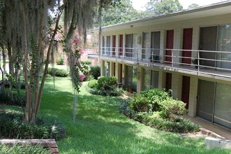 Arlington Apartments in Tallahassee, FL - Building Photo - Building Photo