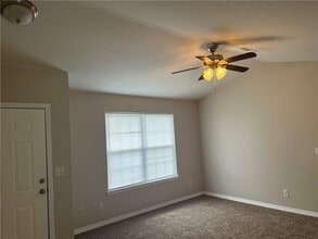 2156 Kristy Ln in Siloam Springs, AR - Building Photo - Building Photo