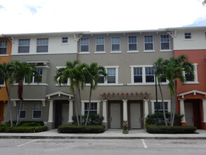 810 Marina Del Ray Ln in West Palm Beach, FL - Building Photo - Building Photo