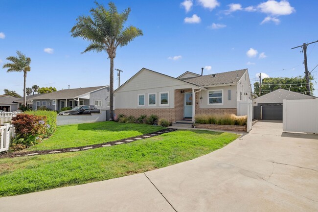 19125 Anza Ave in Torrance, CA - Building Photo - Building Photo